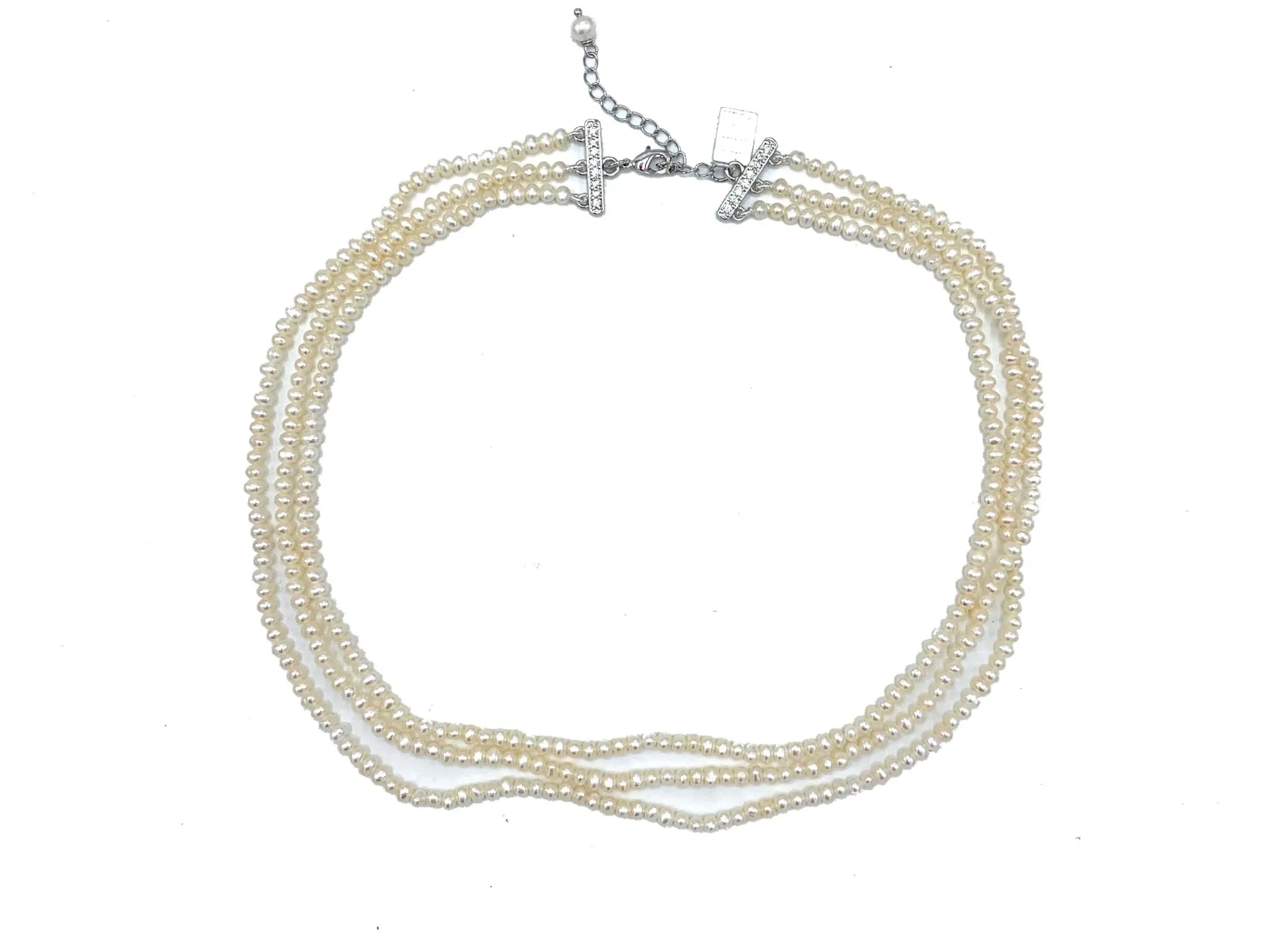 123-01-S | VINTAGE TRIPLE STRAND NECKLACE (WHITE ON SILVER)