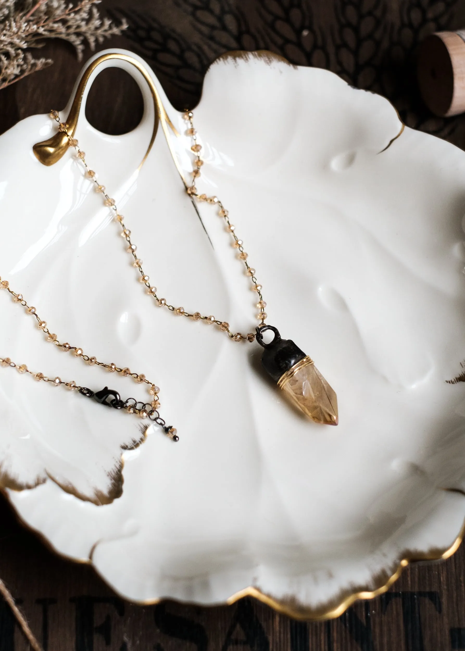 Alice Necklace