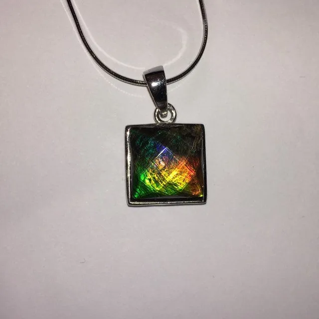 Ammolite pendant Sterling Silver facetted