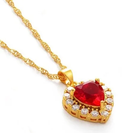 BE MINE NECKLACE SET