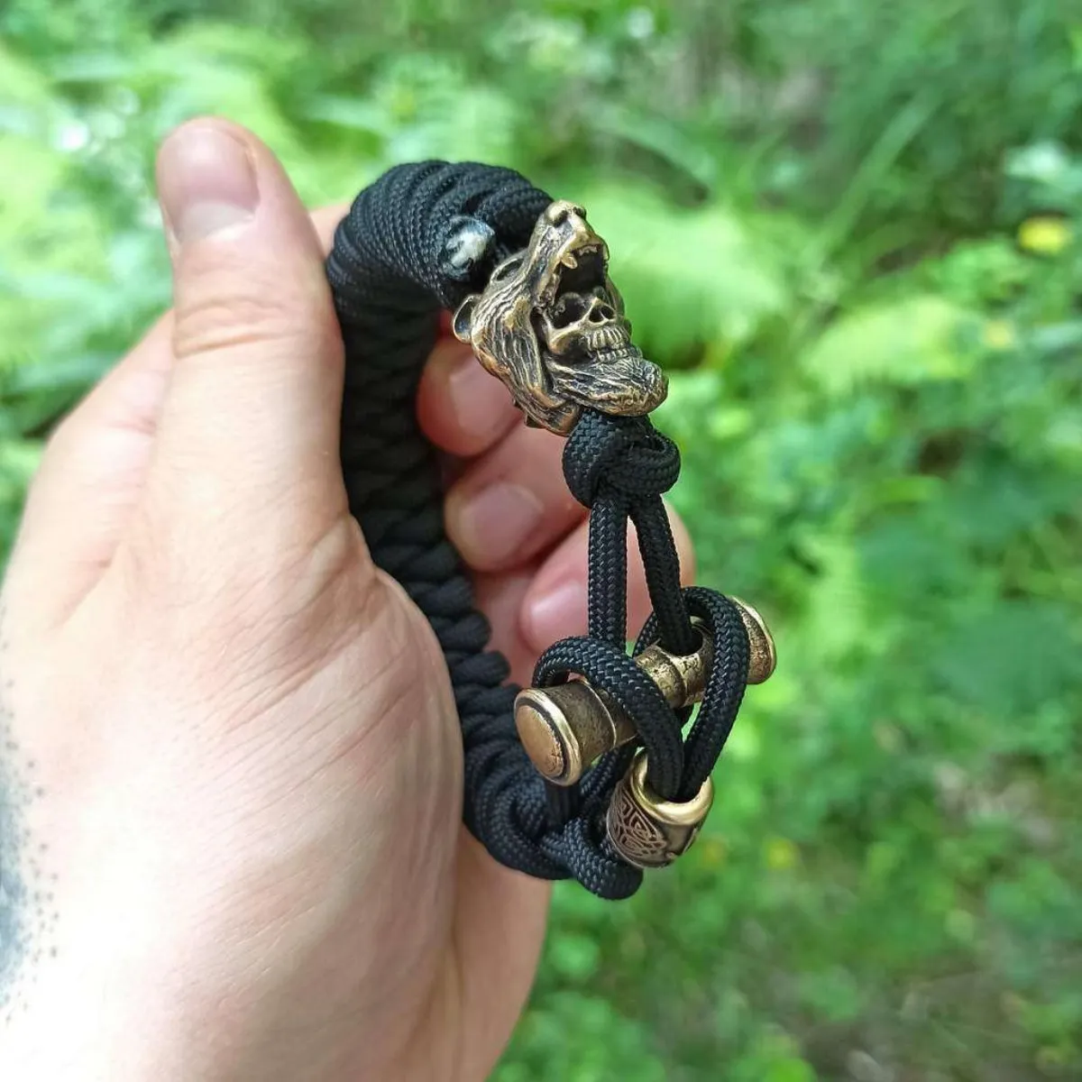 Berserker skull paracord bracelet