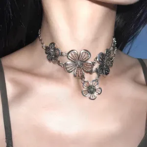 Bohemian Flower Pendant Necklace
