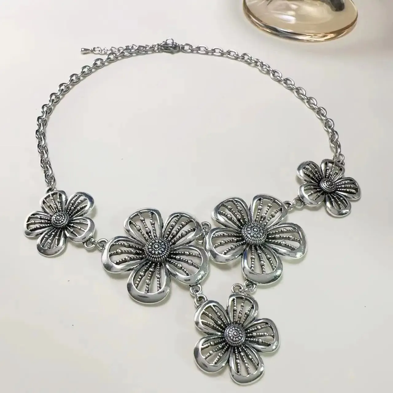 Bohemian Flower Pendant Necklace