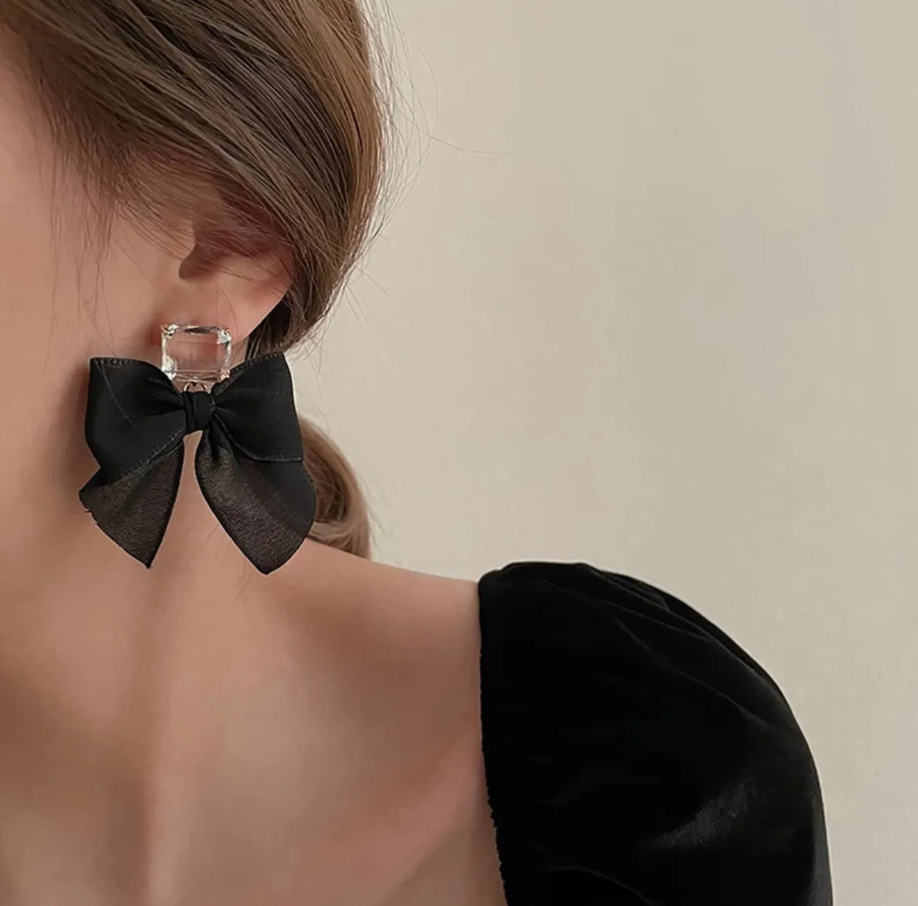 Bow Ribbon With Crystal Gemstone Pushback Earrings 220-07 | Erika Williner Designs