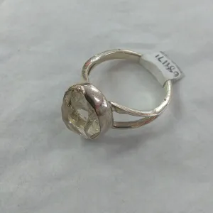 Clear Quartz Ring - Size 8