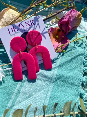 Dominica in Pink Berry