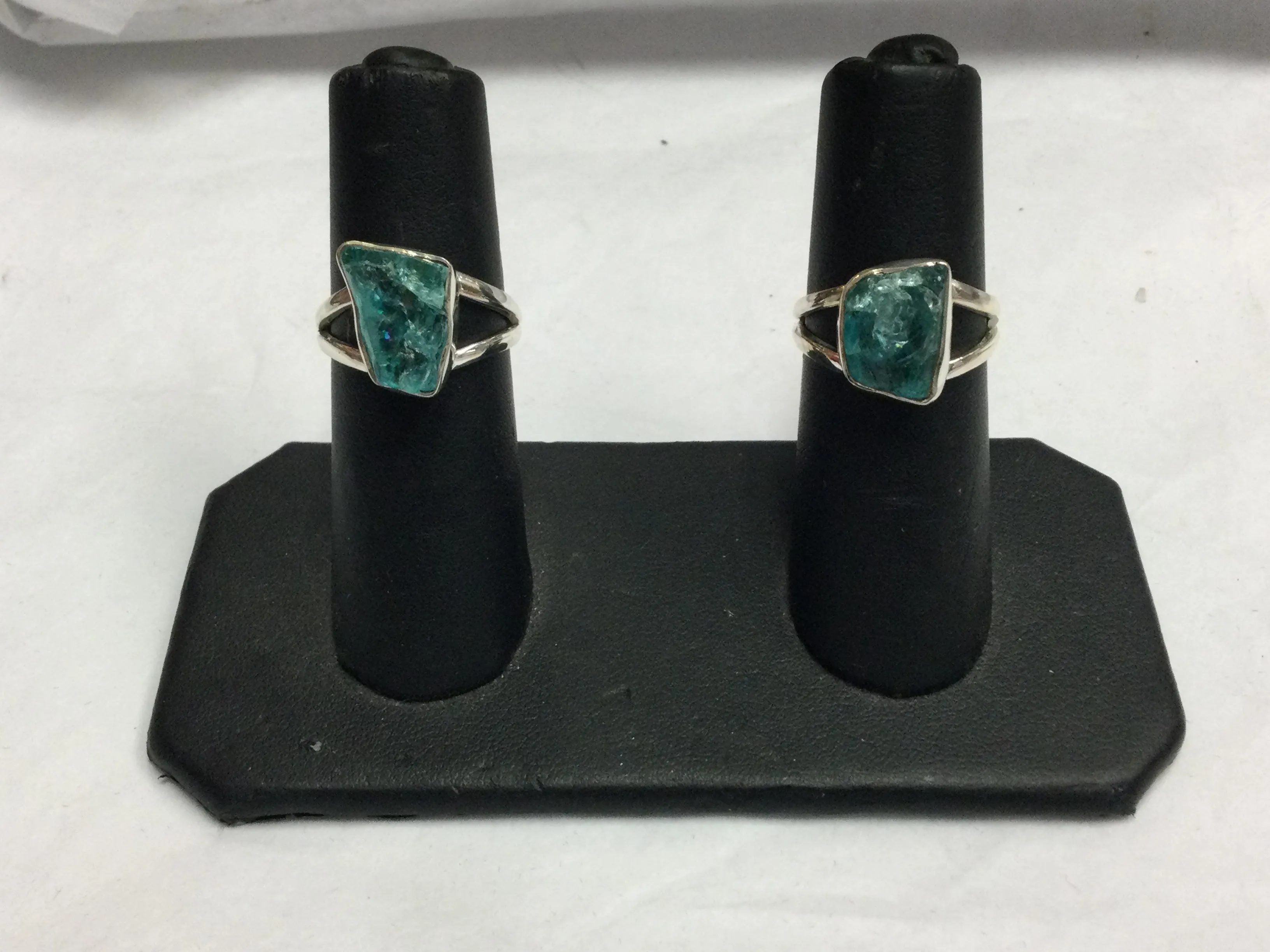 Dyed Quartz Ring (Size 7)