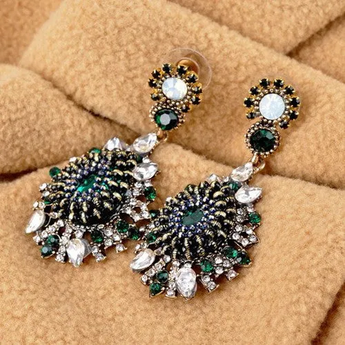 Egypt Chic Earrings Shiny Crystal Cluster Vintage Floral Chandelier Dangle Black