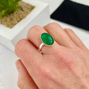 Emerald Green Agate Gemstone Ring - Adjustable
