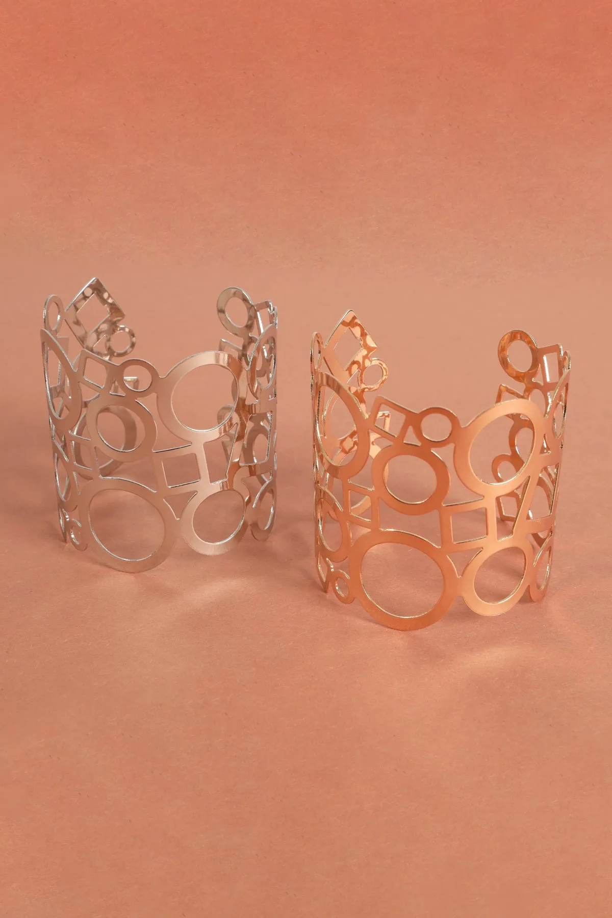 GEOMETRIC PATTERN CUFF BRACELET