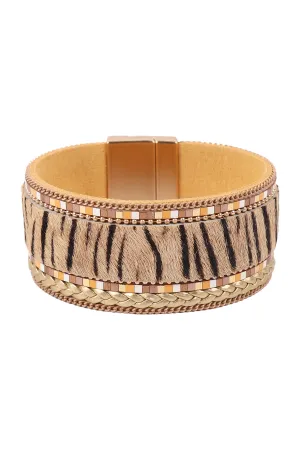 HDB3473 - ANIMAL PRINT LEATHER MAGNETIC LOCK BRACELET