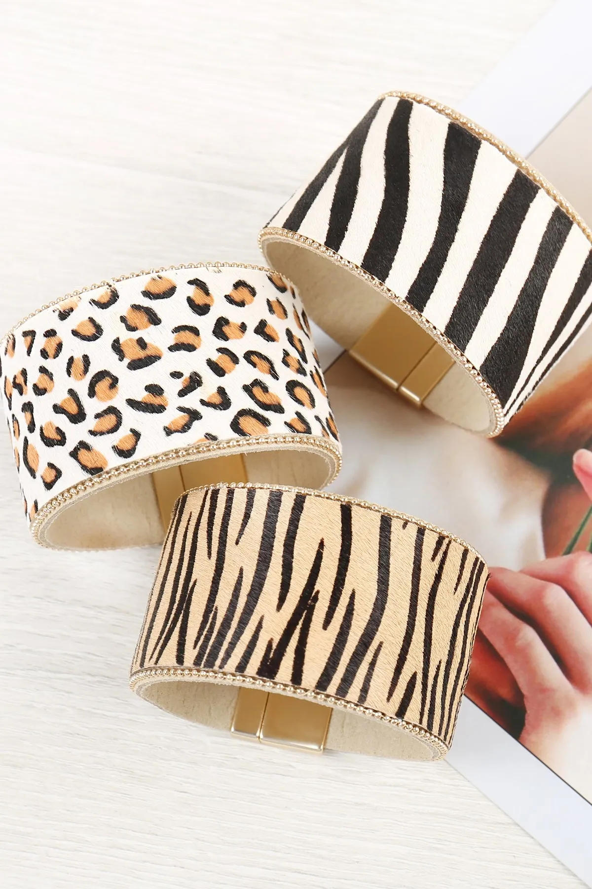 LEOPARD PRINT BANGLES