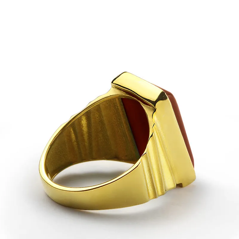 Men's Ring in 14k Yellow Gold with Natural Red Agate Stone