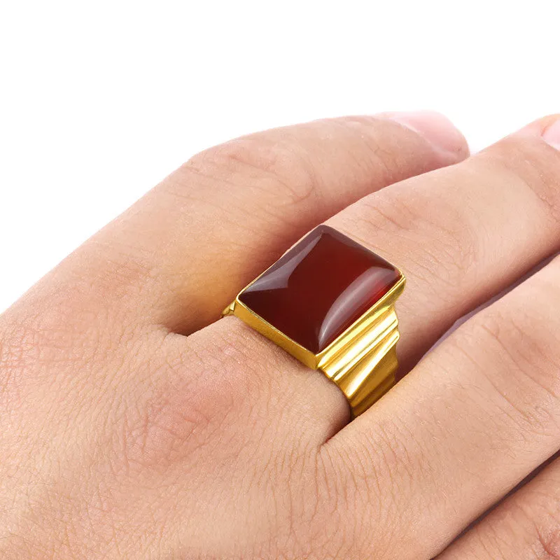 Men's Ring in 14k Yellow Gold with Natural Red Agate Stone