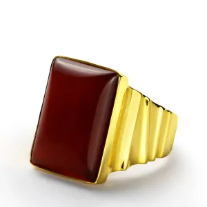 Men's Ring in 14k Yellow Gold with Natural Red Agate Stone