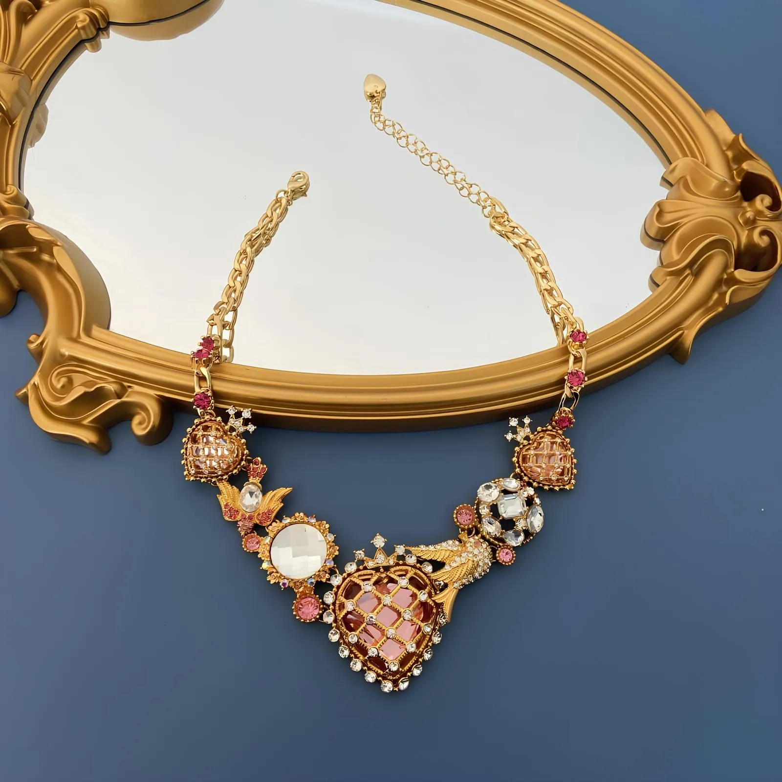 Mid-Ancient Vintage Western Antique Love Crystal Necklace