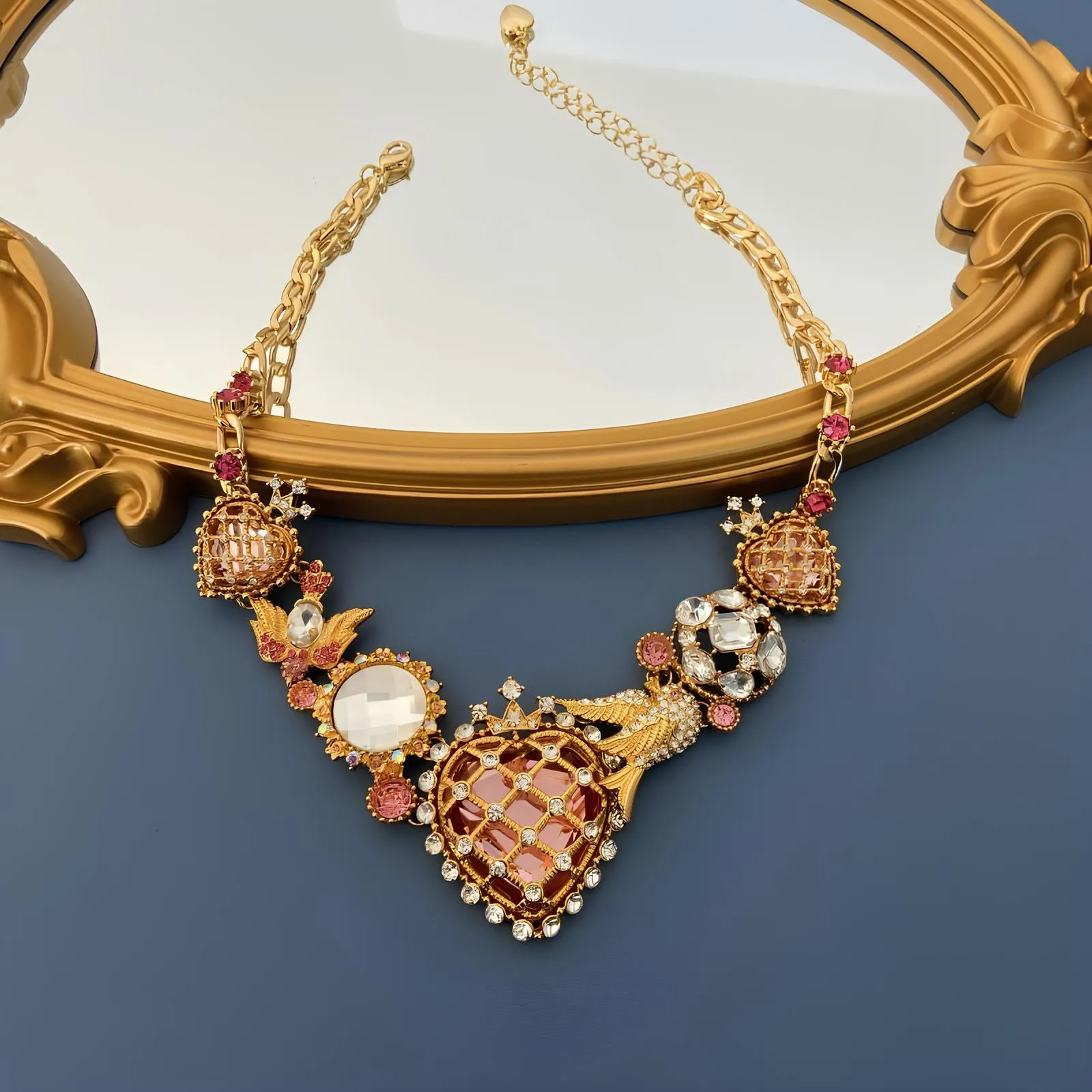 Mid-Ancient Vintage Western Antique Love Crystal Necklace