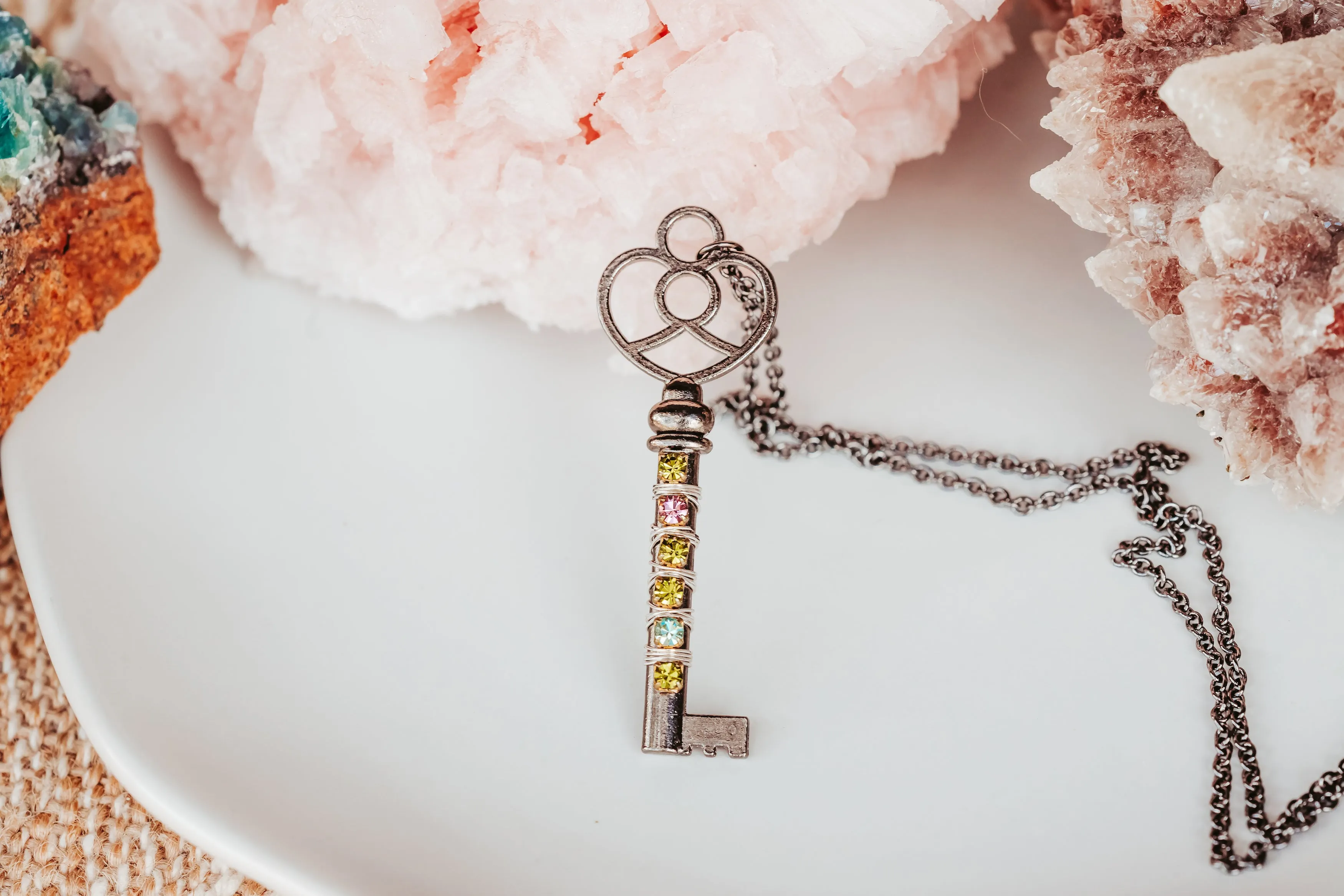 Rhinestone Wrapped Skeleton Key Necklace in Gunmetal