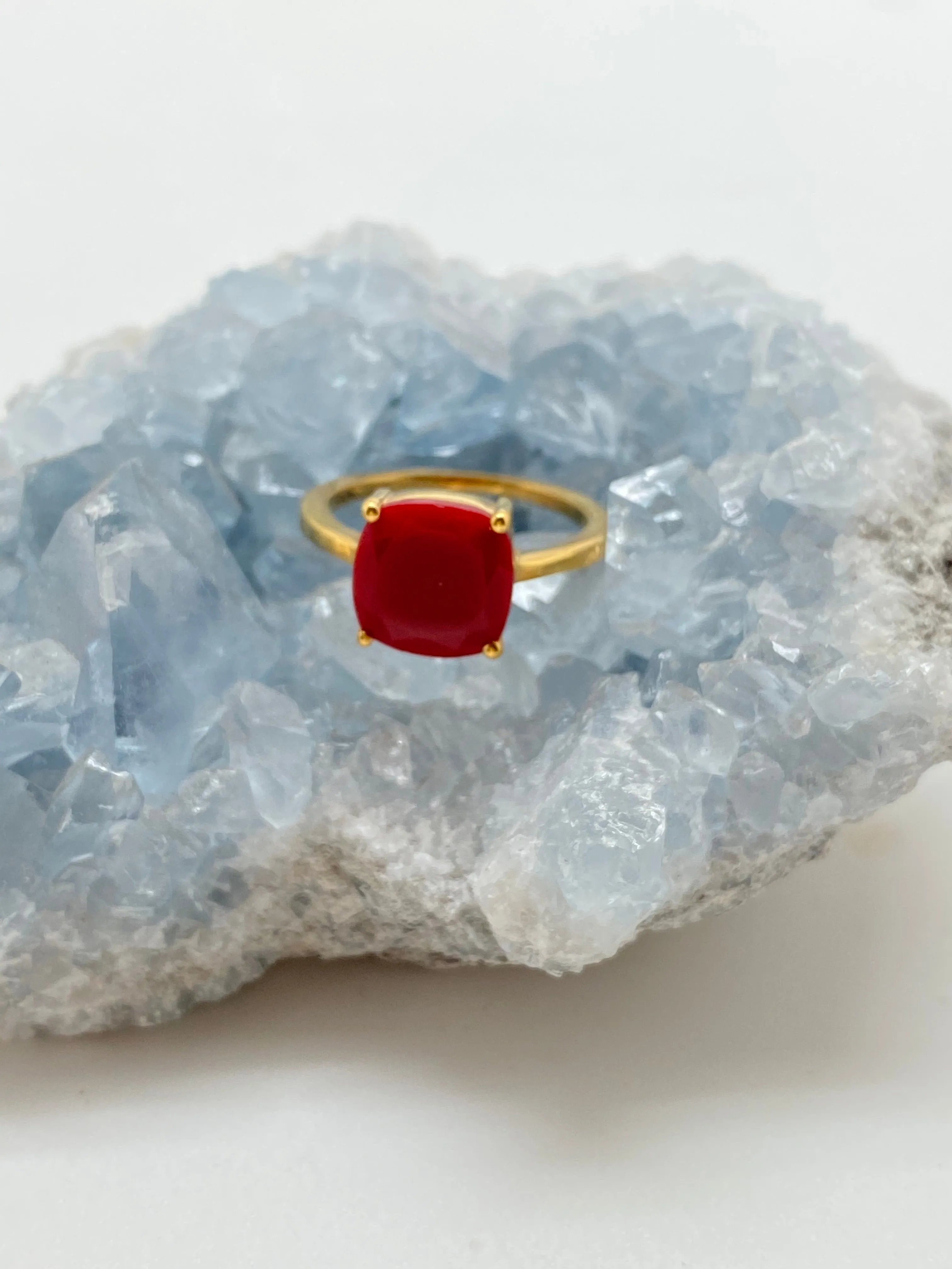 Ring gem