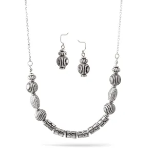 SILVER BEADS SHORT NECKLACE AND EARRINGS SET #SQ321-71707 (RC10)