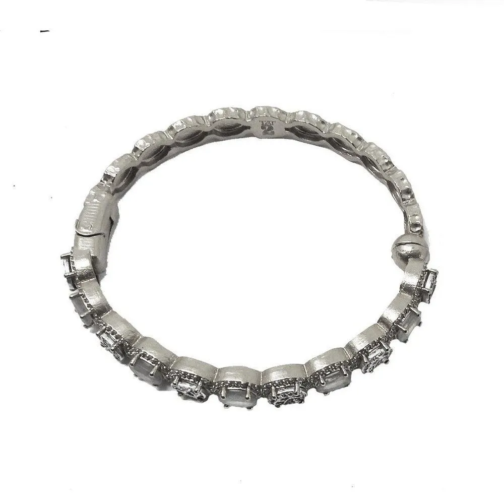 Silver Hati Hinged Bangle Bracelet