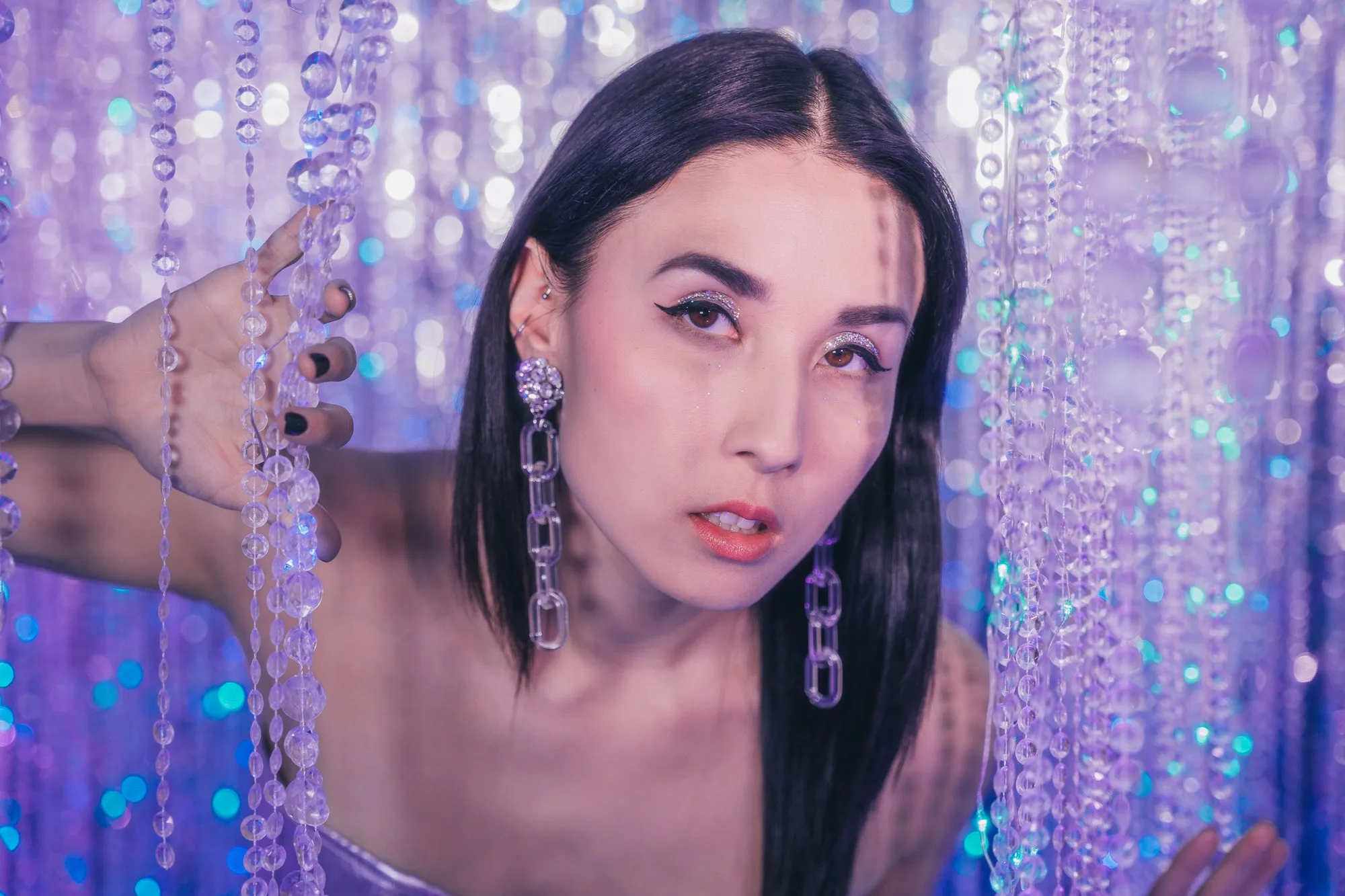 Silver rhinestone and clear chain earrings