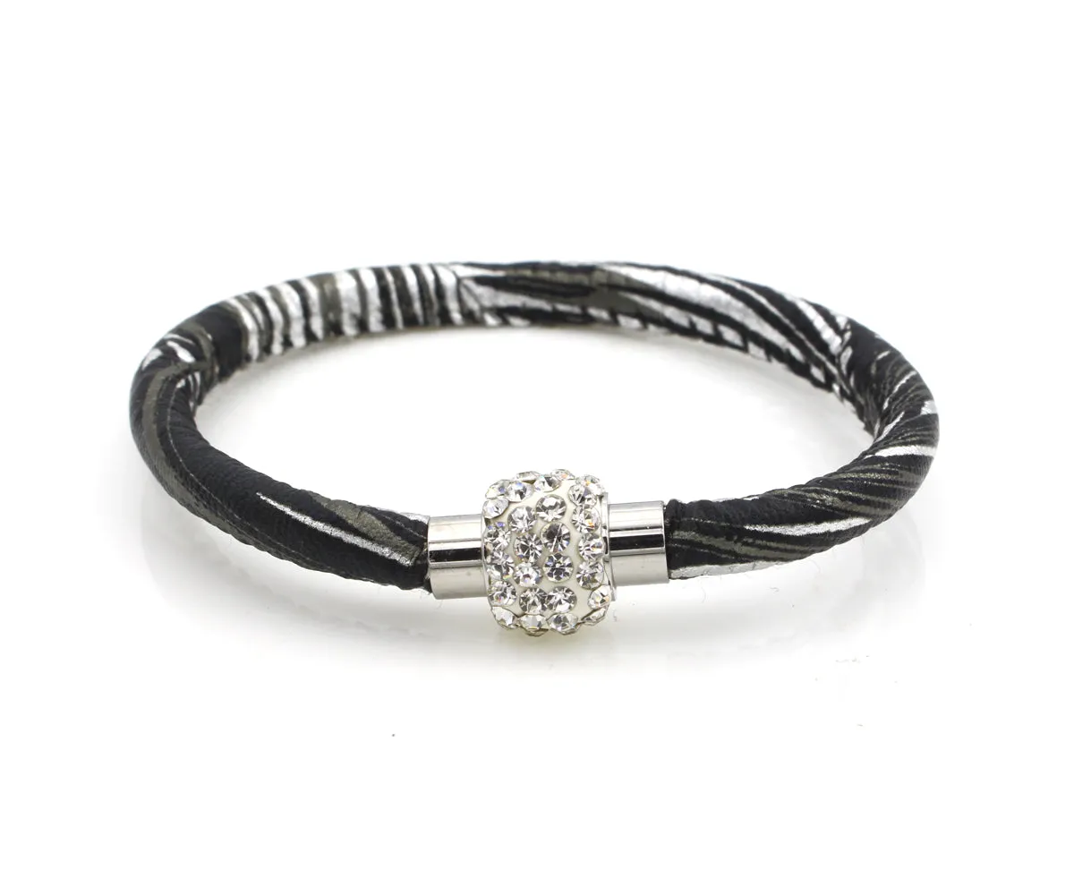Sparkling Black Metallic Leather Single Bracelet