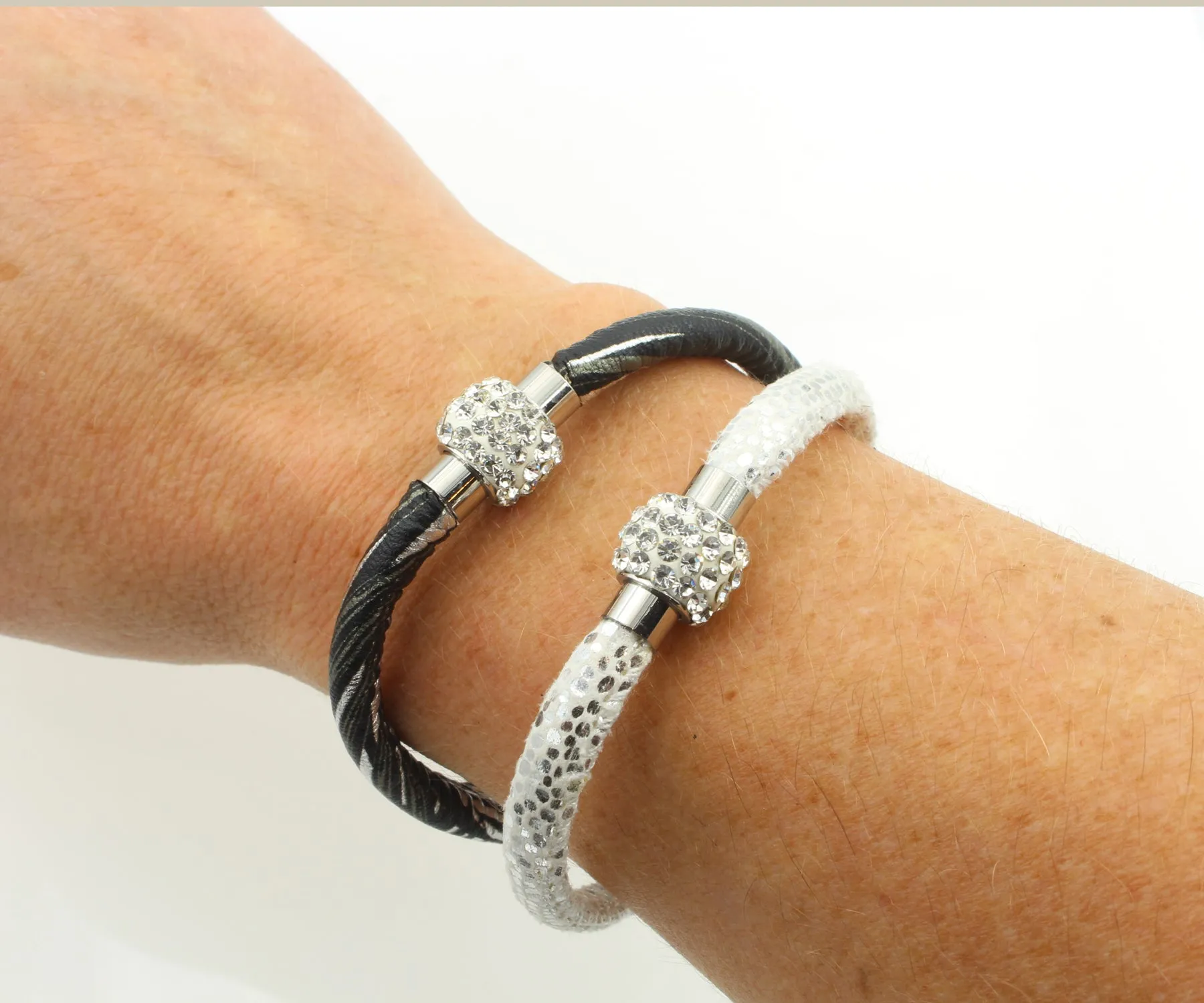 Sparkling Black Metallic Leather Single Bracelet