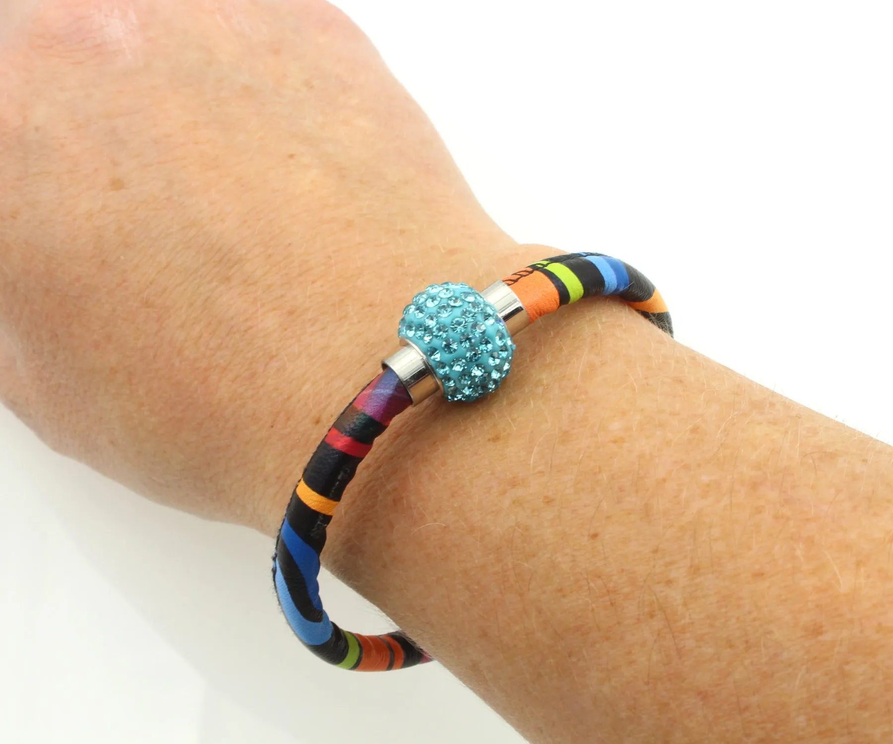 Sparkling Teal Multicolor Leather Single Bracelet