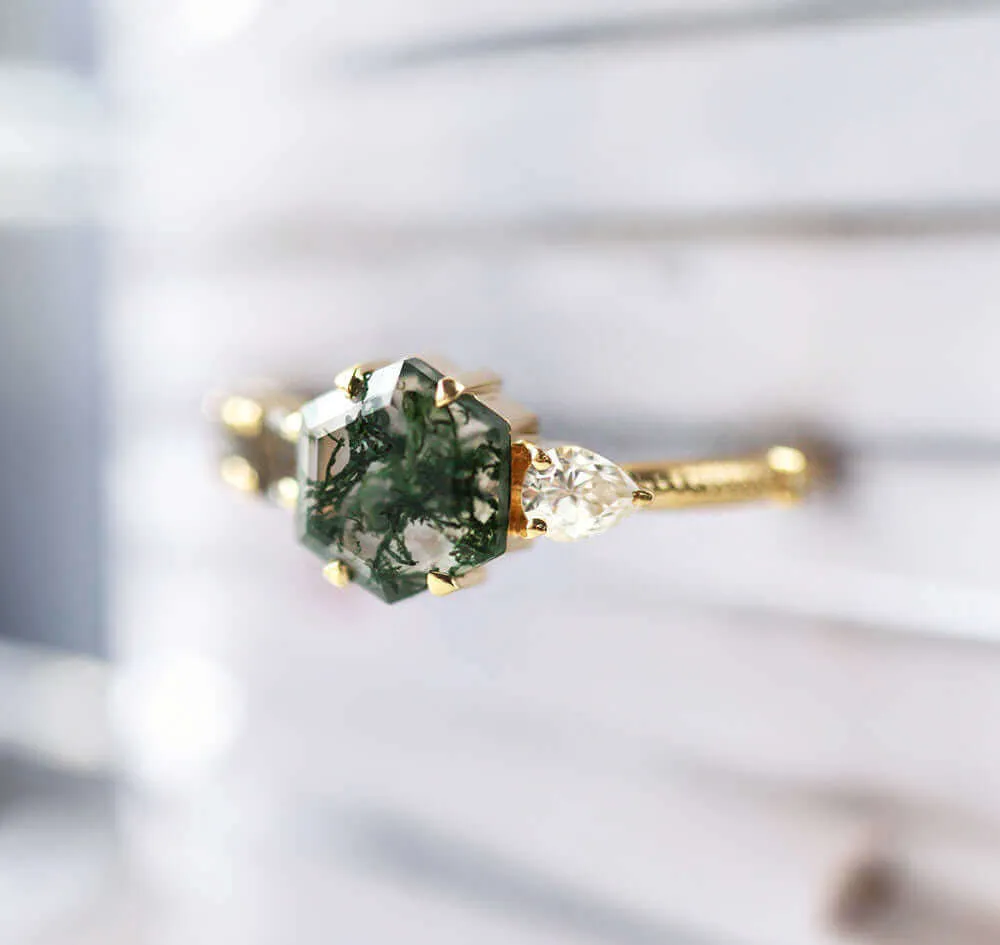 Trendolla 14K Gold Polygon Leaf Moss Agate And CZ Diamond Ring Set