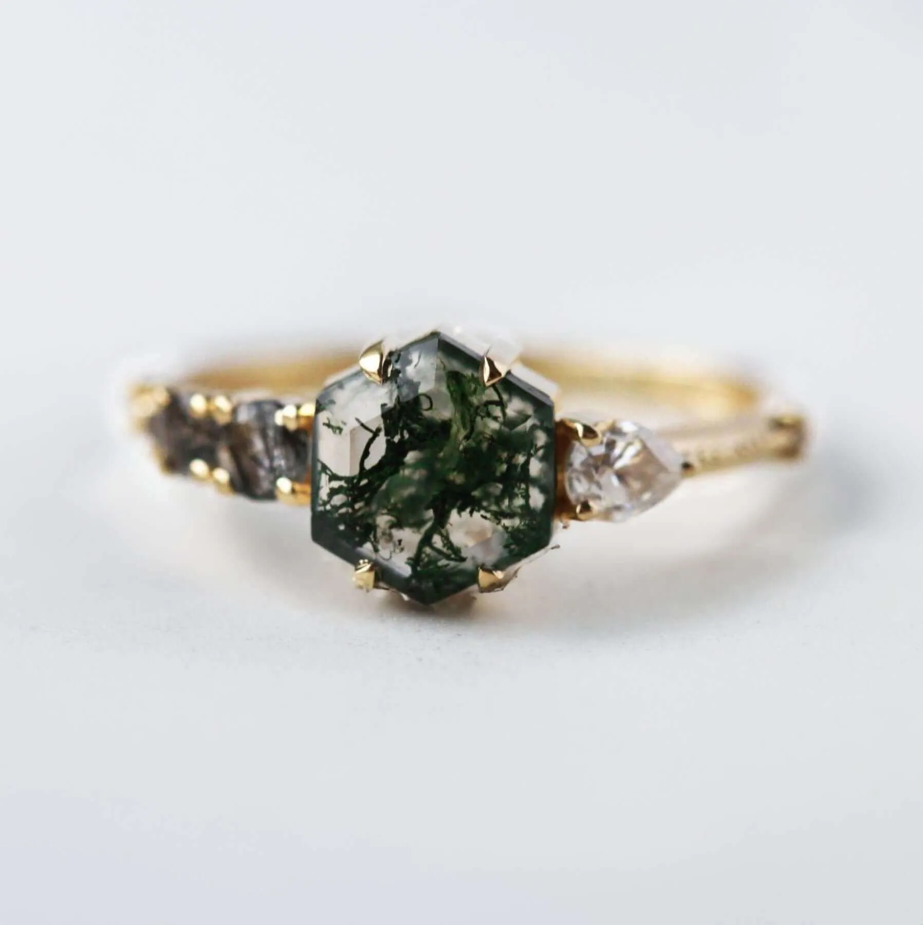 Trendolla 14K Gold Polygon Leaf Moss Agate And CZ Diamond Ring Set