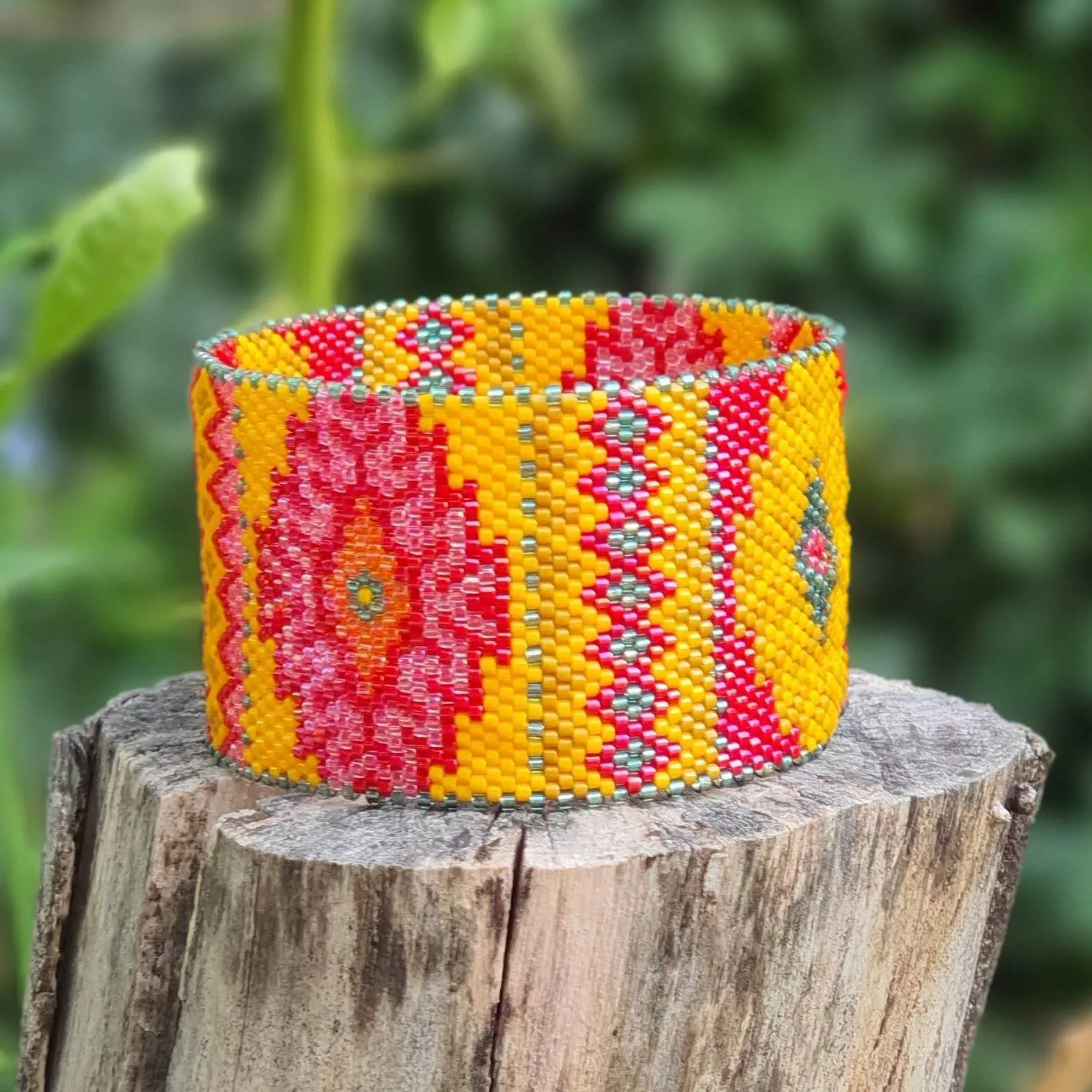 Vertical Peyote Pattern - Bracelet ZAPOPAN