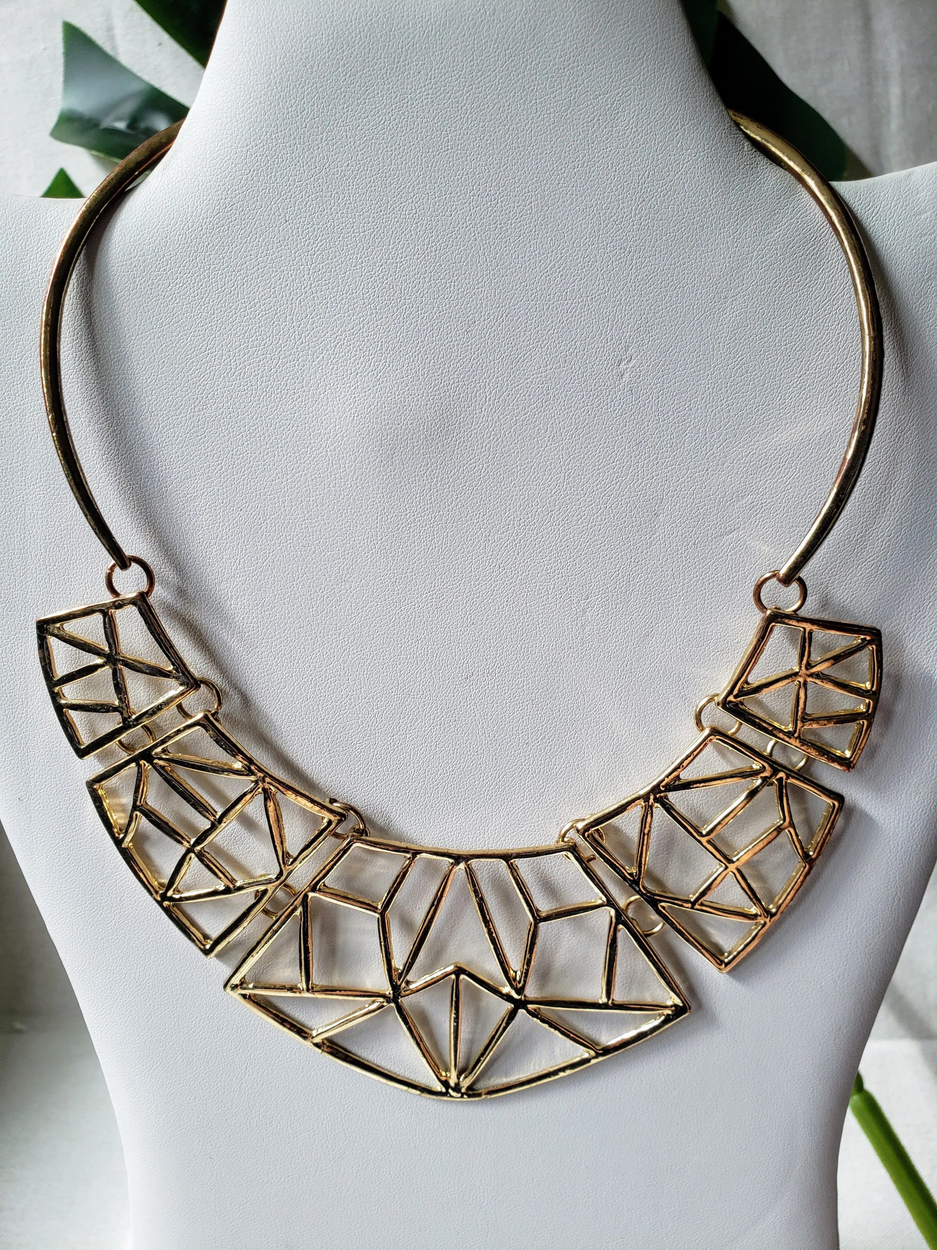 Vintage - Gold Geometric Statement Necklace