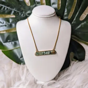 Vintage - Green Bar Pendant Necklace