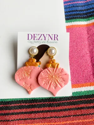 Vintage Ornament in Pink