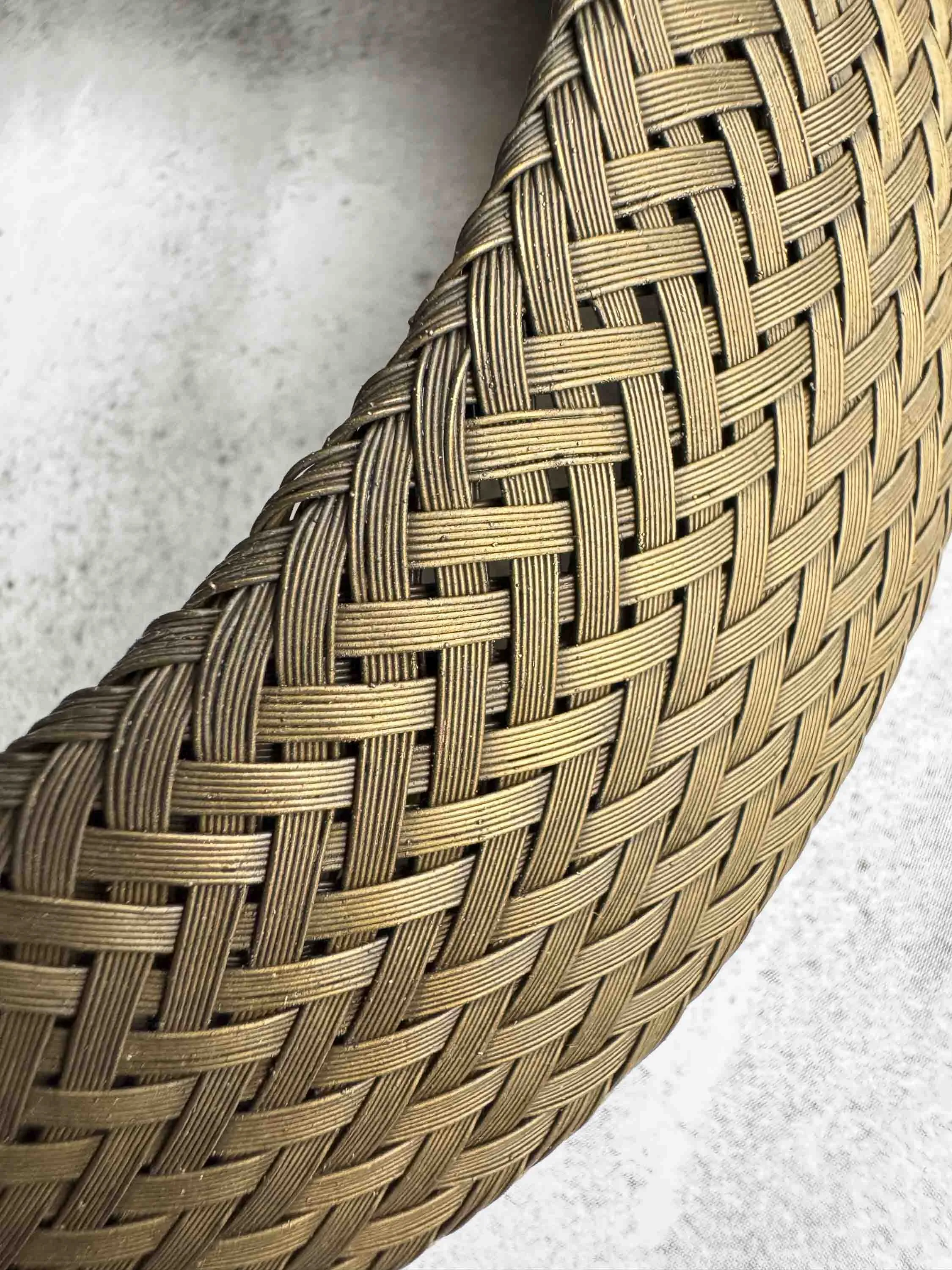 Vintage Woven Metal Collar Necklace – Timeless Bold Statement